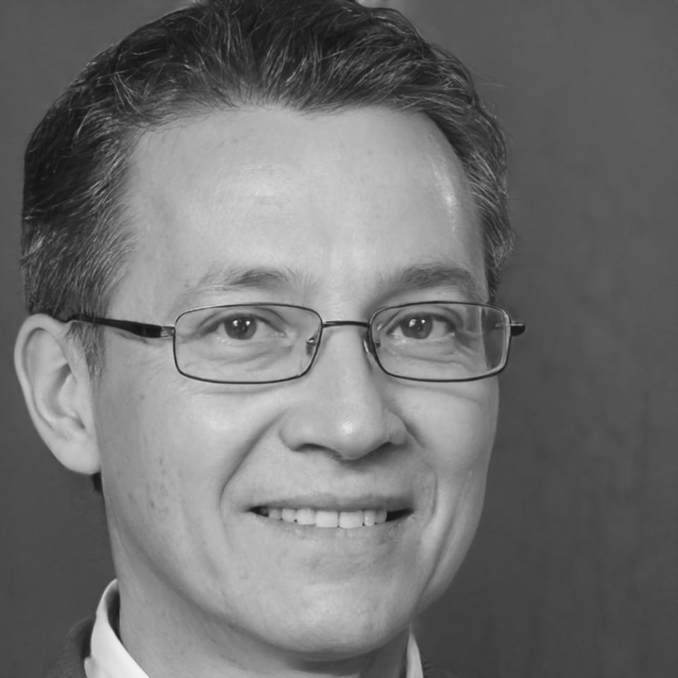 Instructor especialista en análisis financiero